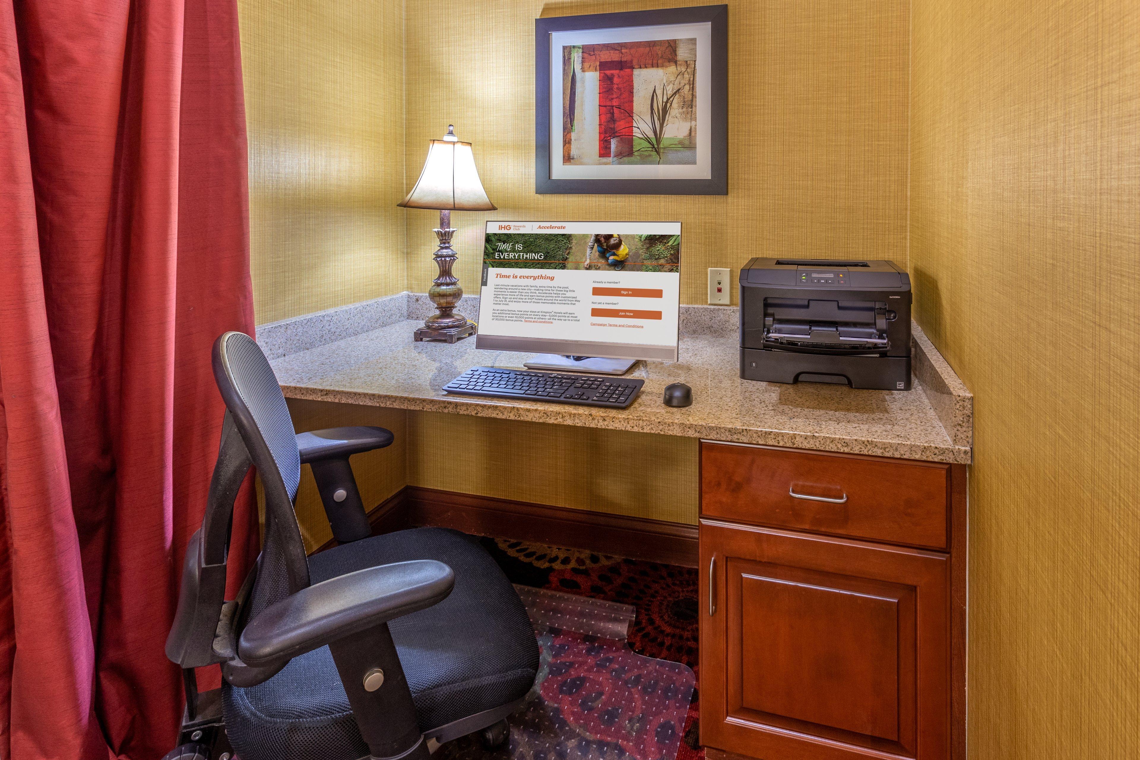 Holiday Inn Express Hotel & Suites Bowling Green By Ihg Exterior foto